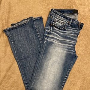 Buckle Black Bootcut jeans!